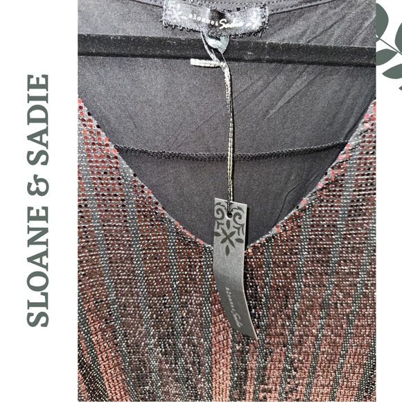 🛍️3/$40 Sloane & Sadie Black and Red Sequin Sleeveless  Knit Top V Neck 3X - Picture 5 of 6